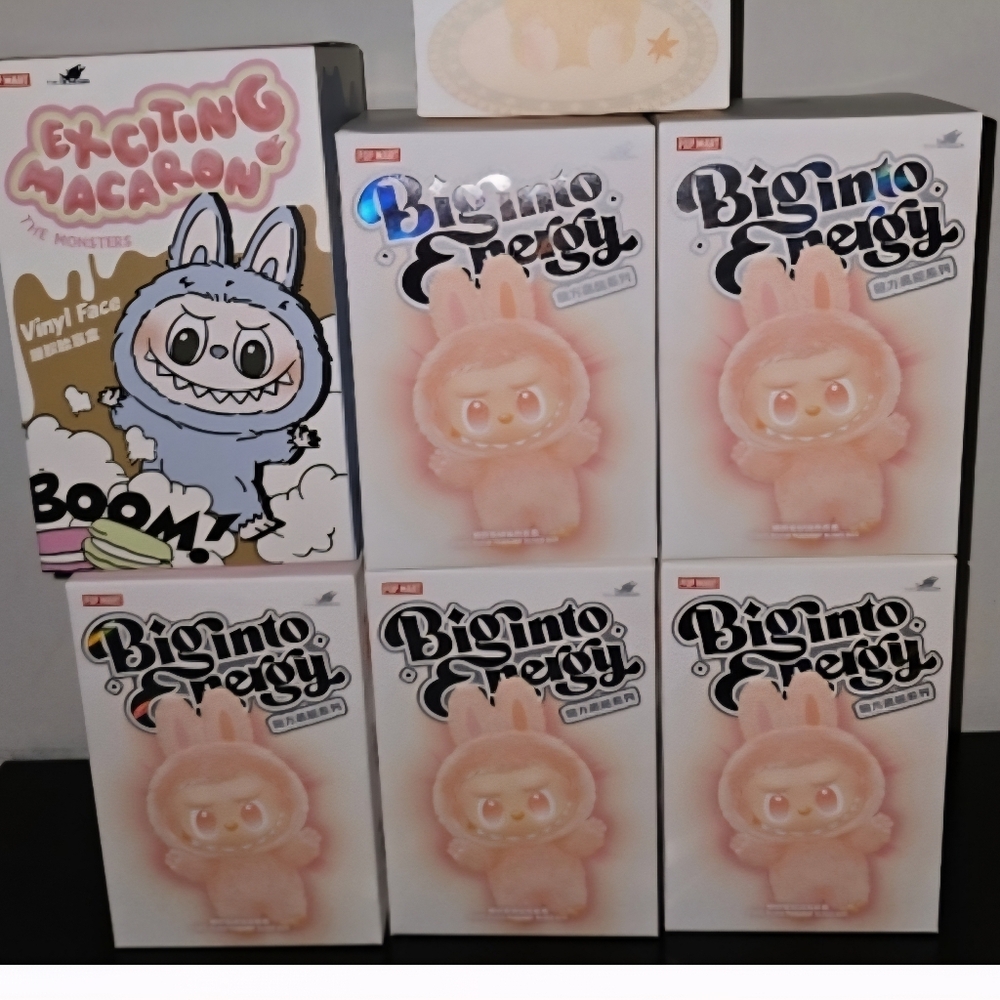 Pop Mart Labubu Big Into Energy - New Sealed Box - LUCK - Picture 2 of 5